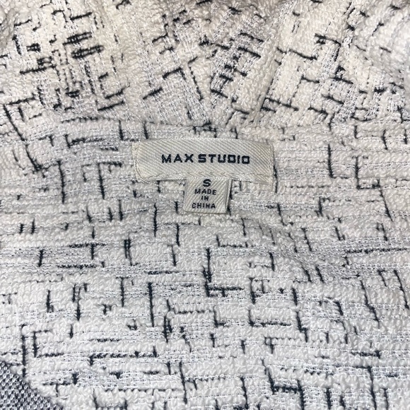 Max Studio White and Black Cardigan - Picture 3 of 5